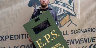 PE_5823
